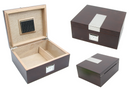 DecoreBay Mahogany Wooden Cigar Humidor Holds up to 50 Cigars Best Man Gift (Mahogany)